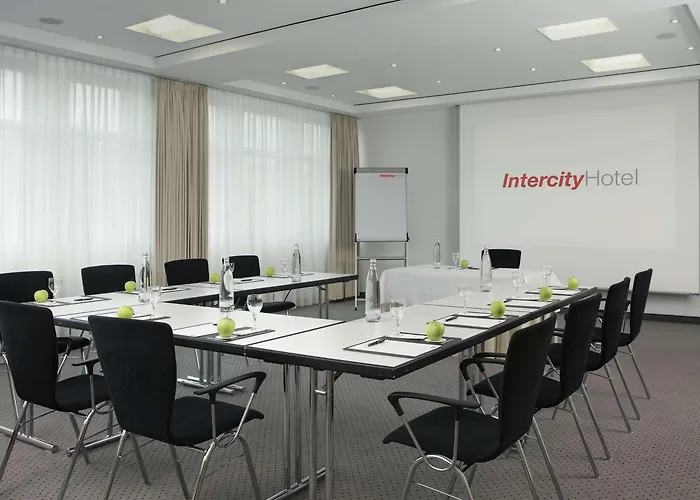 Intercityhotel Ostbahnhof Hotel 3*