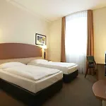 インターシティホテル オストバーンホフ ホテル 3*