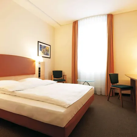 Intercityhotel Ostbahnhof Hotel