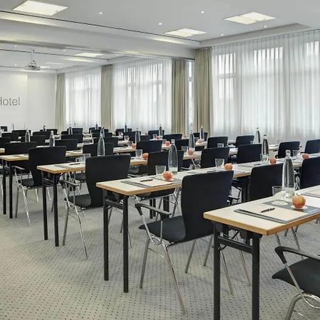 Intercityhotel Ostbahnhof Hotel 3*