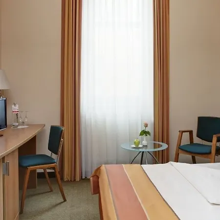 Intercityhotel Ostbahnhof 3* Berlin