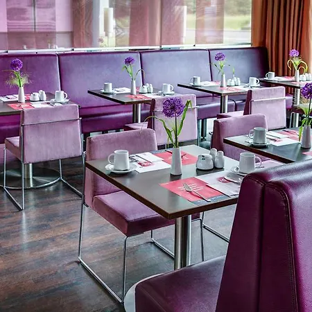 Intercityhotel Ostbahnhof Hotel 3*