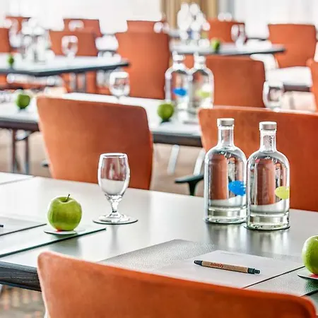 Intercityhotel Ostbahnhof Hotel 3*