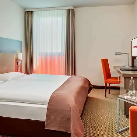 Intercityhotel Ostbahnhof 3* Berlino