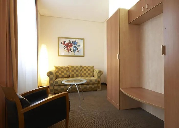 Отель Intercityhotel Ostbahnhof Берлин