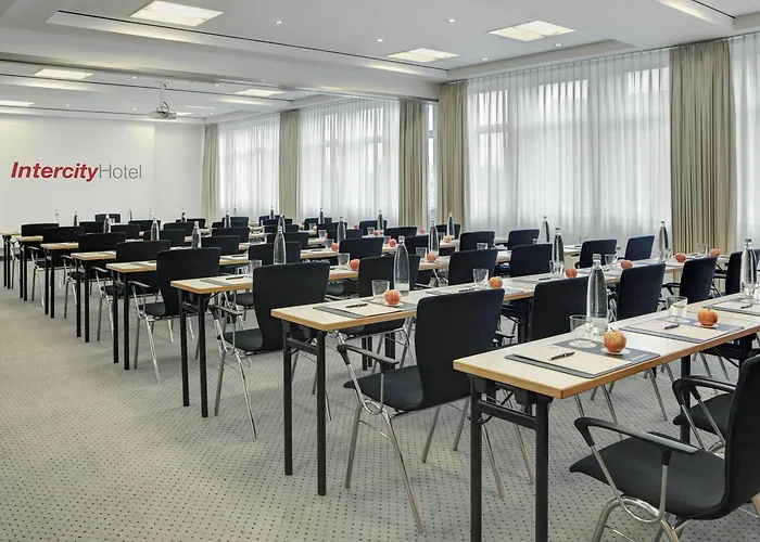 Intercityhotel Ostbahnhof Otel 3*