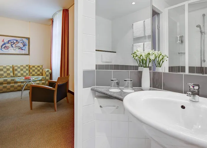 Intercityhotel Ostbahnhof Отель Берлин