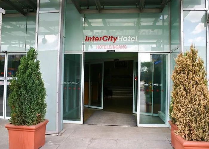 Otel Intercityhotel Ostbahnhof 3*