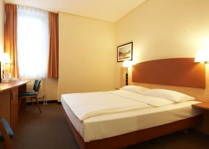 Intercityhotel Ostbahnhof Otel Berlin