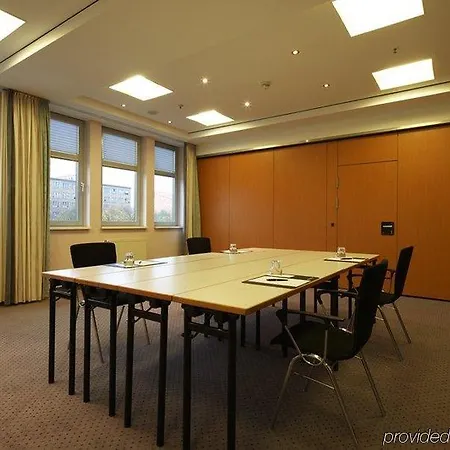 Intercityhotel Ostbahnhof Hotel Berlino