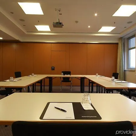 Intercityhotel Ostbahnhof Berlino