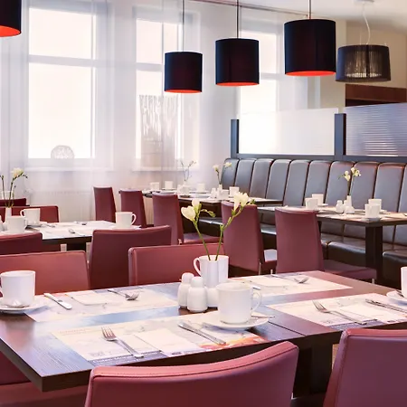 Intercityhotel Ostbahnhof 3* Berlino