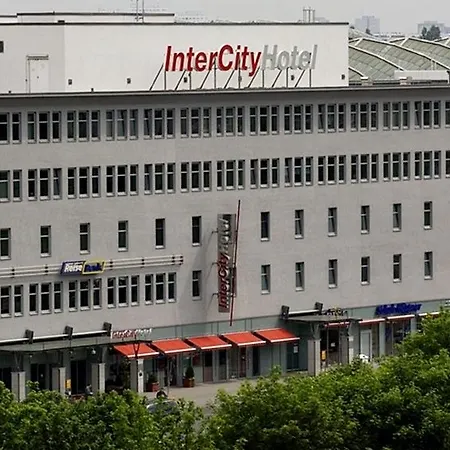 Intercityhotel Ostbahnhof 3*