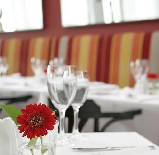 Intercityhotel Ostbahnhof Отель