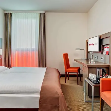 Intercityhotel Ostbahnhof 3* Berlín
