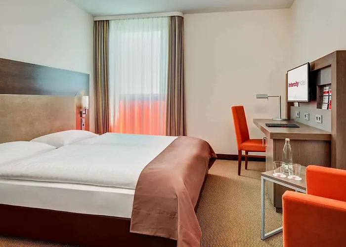 Intercityhotel Ostbahnhof 3* Berlín