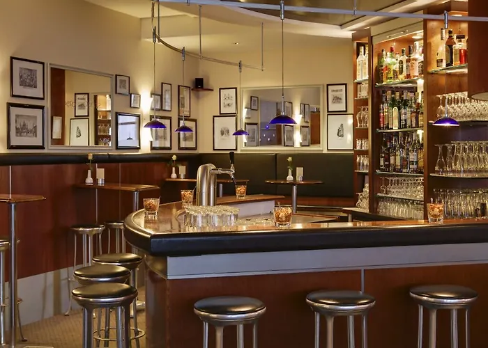 Intercityhotel Ostbahnhof Szálloda 3*